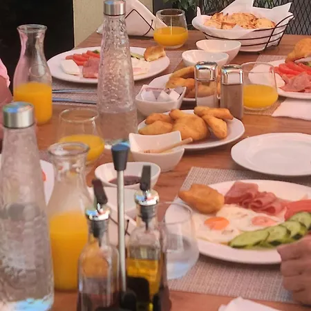 Topulli View Gjirokastër